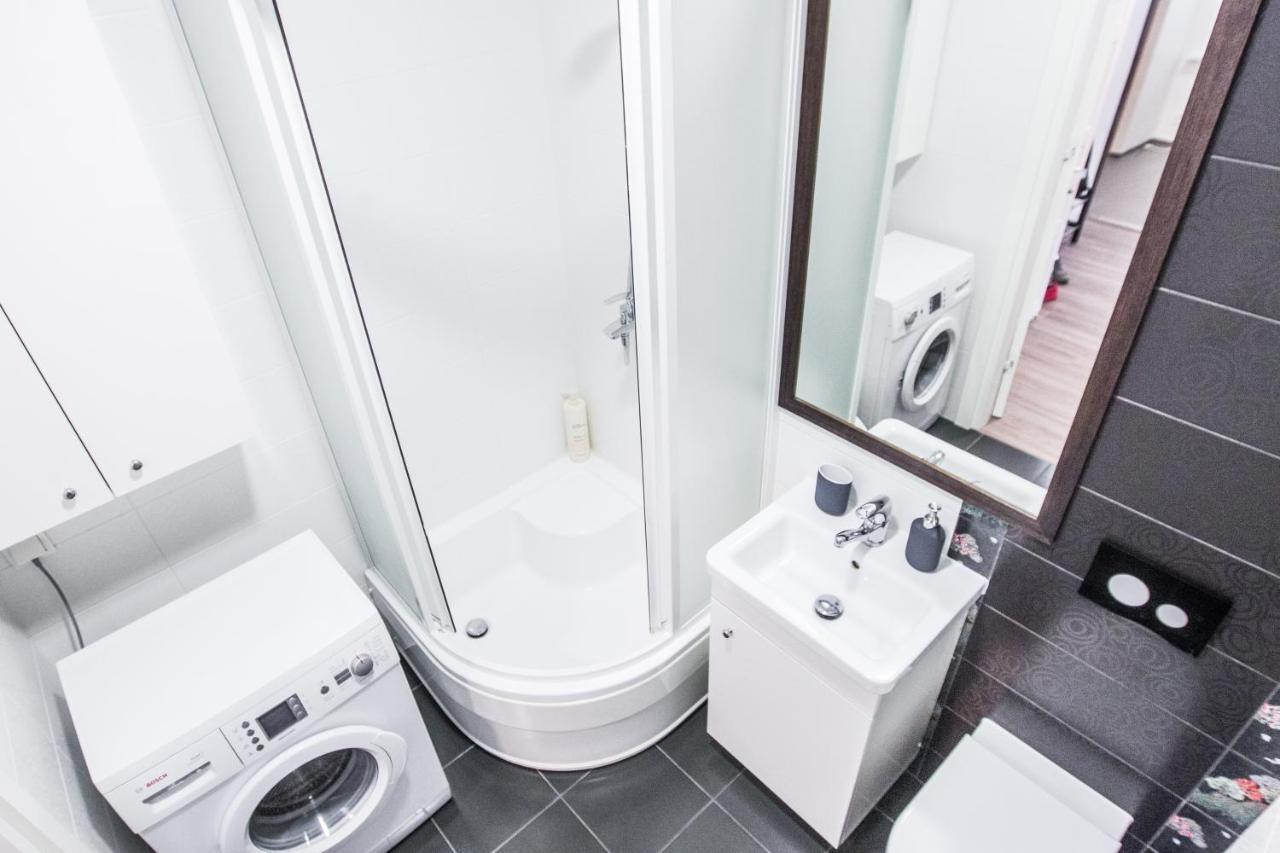 קובנה Central 1Bd Apartment By Hostlovers מראה חיצוני תמונה